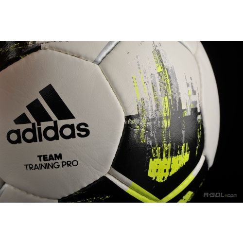 Piłka adidas Team Training Pro CZ2233 rozmiar 5