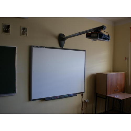 Smart Board SB680 dla edukacji - promocja